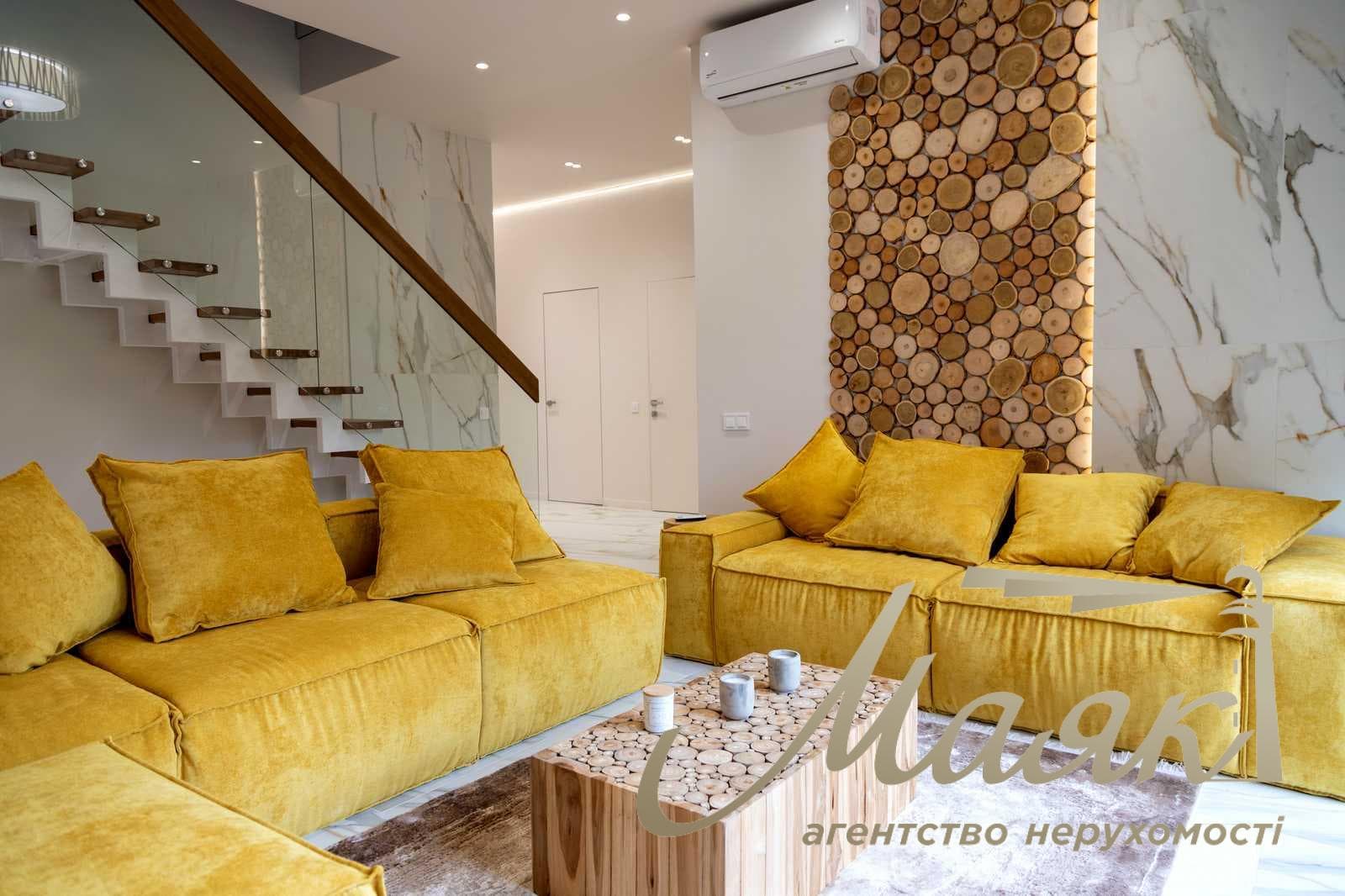 Продаж будинку площею 330 м² у житловому комплексі Riviera Village, с. Лебедівка, Вишгородський район, Київська область.