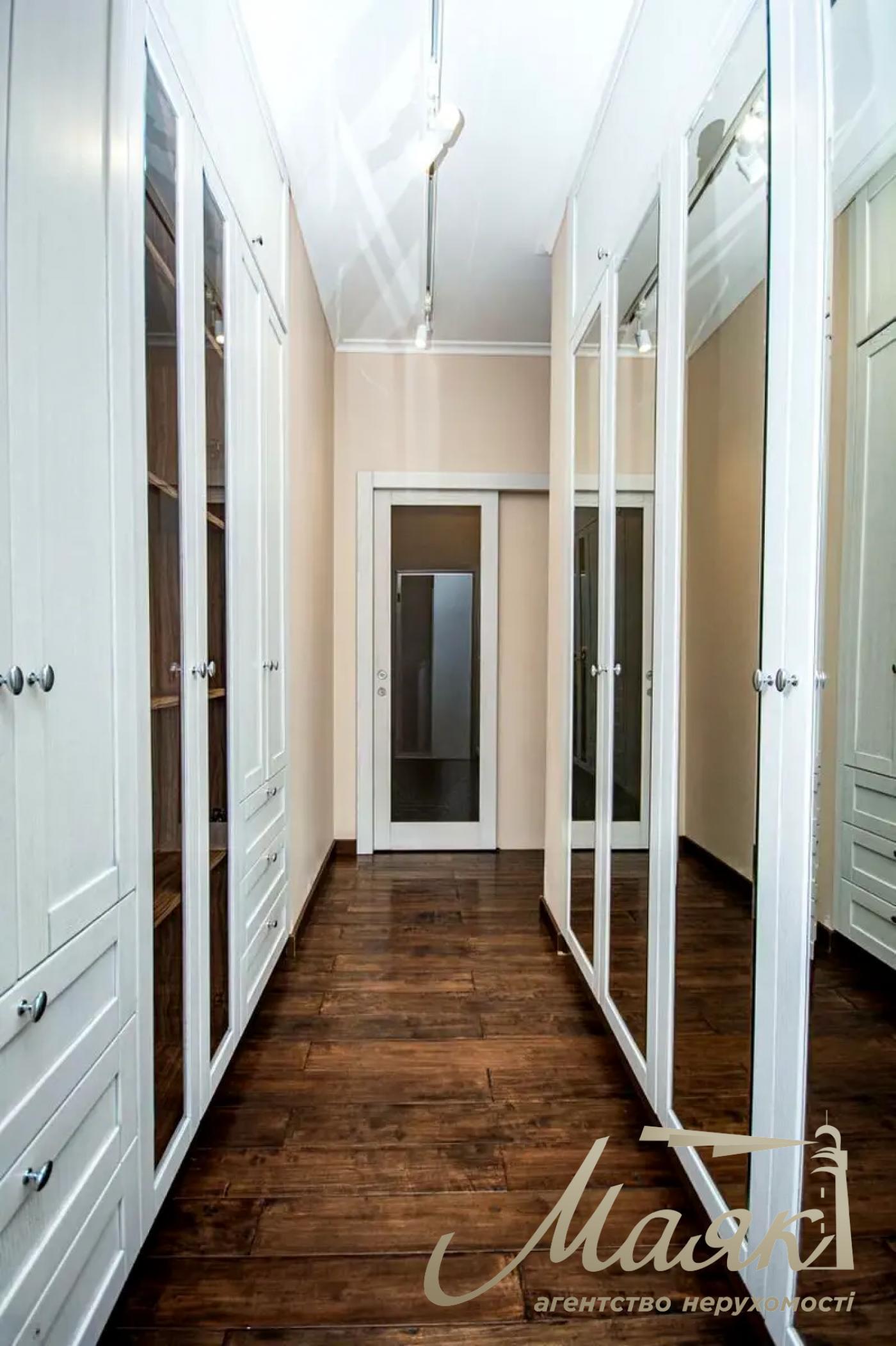 Продаж квартири 80м2 в ЖК Новопечерські Липки, вул. Верхогляда (Драгомирова), 16, Печерський район