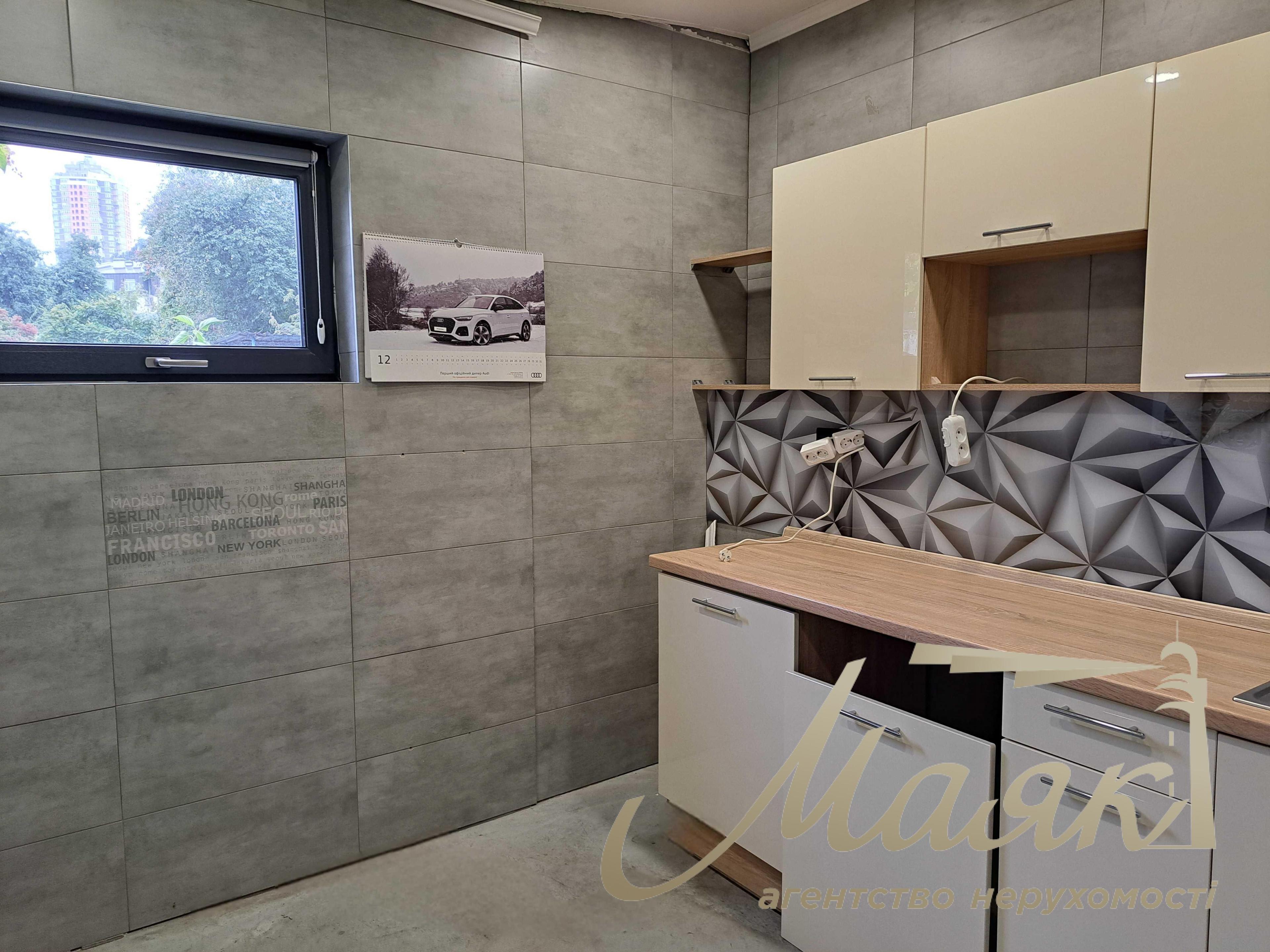 Rent room 530 m2 on Solomenka, Shulyavka