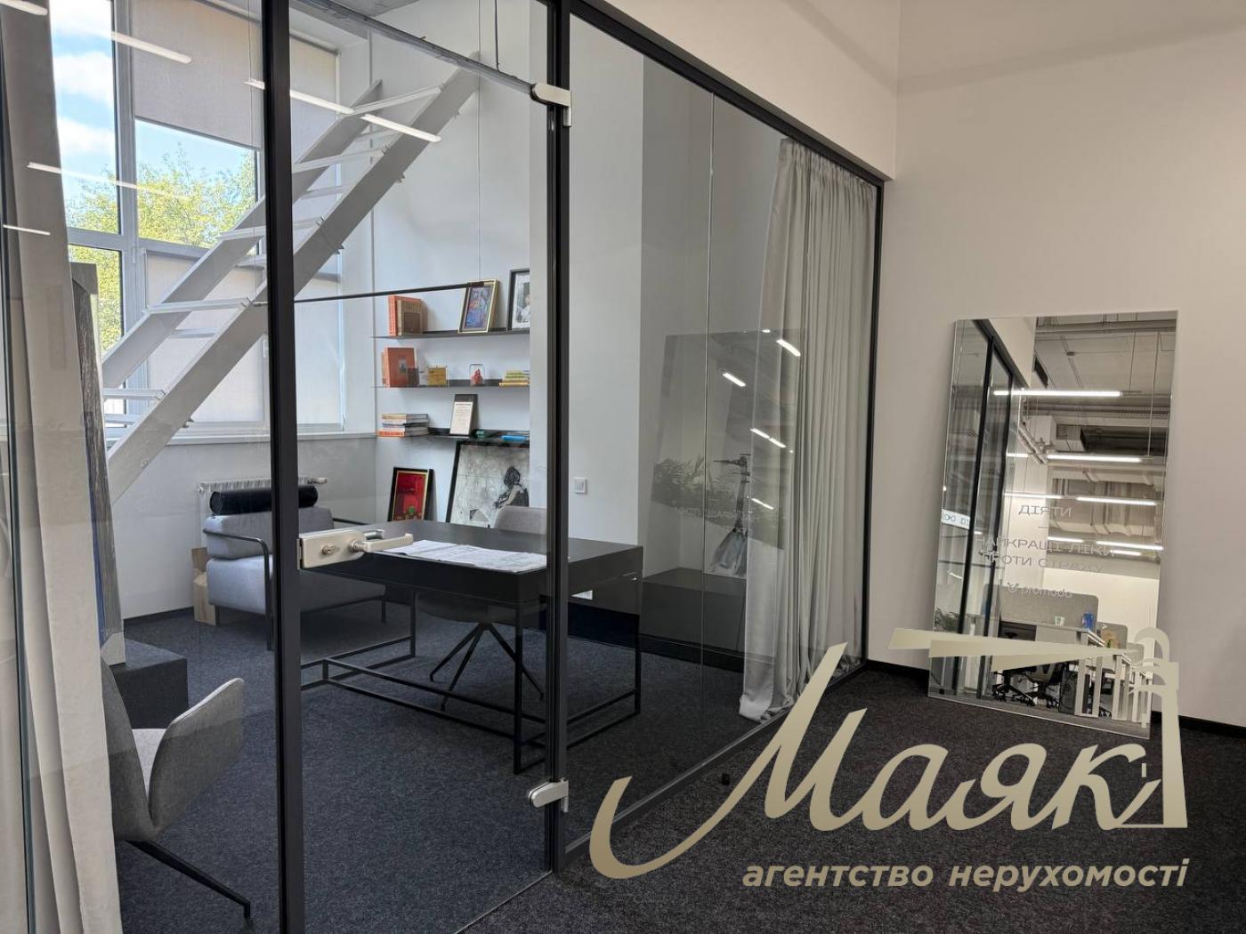 Оренда офісу 410 м2 в БЦ з ремонтом Олімпійська Центр