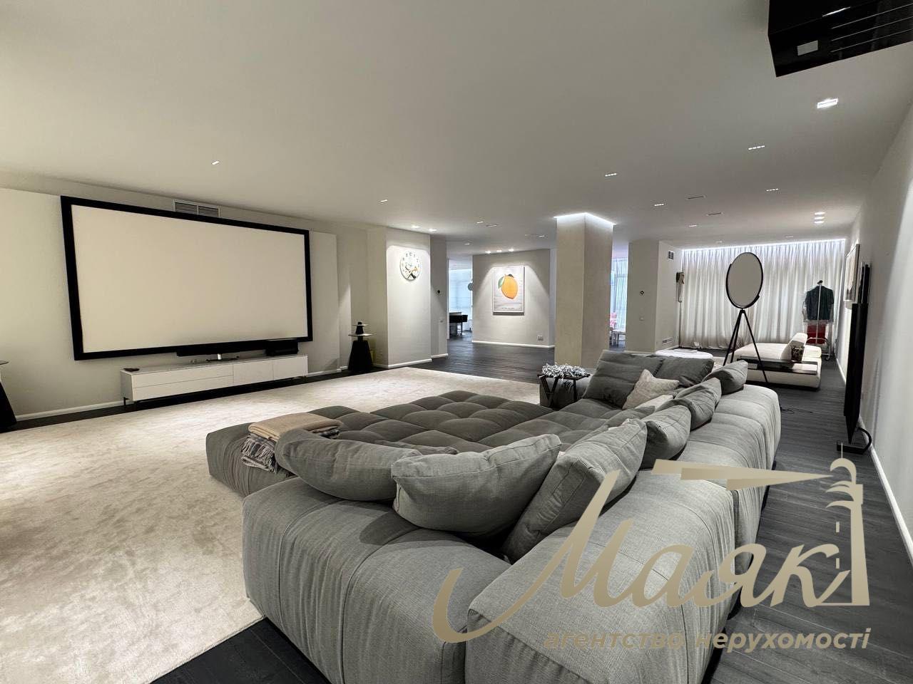 Продаж пентхауса 262 м2 у престижному ЖК Новопечерские Липки, ул. Драгомирова/Верхогляда, Печерский район, Киев