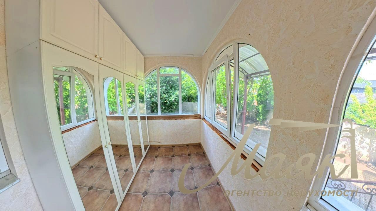 House for sale 414m2 in Kryukovshchina village, Shevchenko street, Kyiv-Svyatoshynskyi district, Kyiv region.