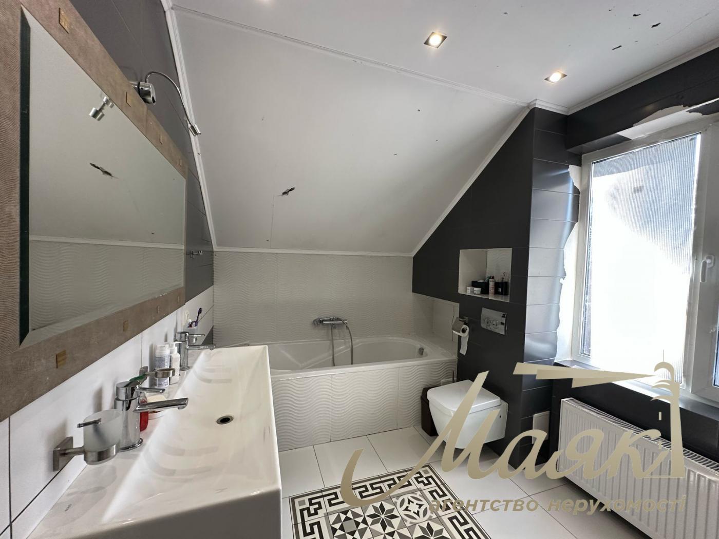 Продаж будинку з ремонтом у лісі Ірпеня. Район Адмірала