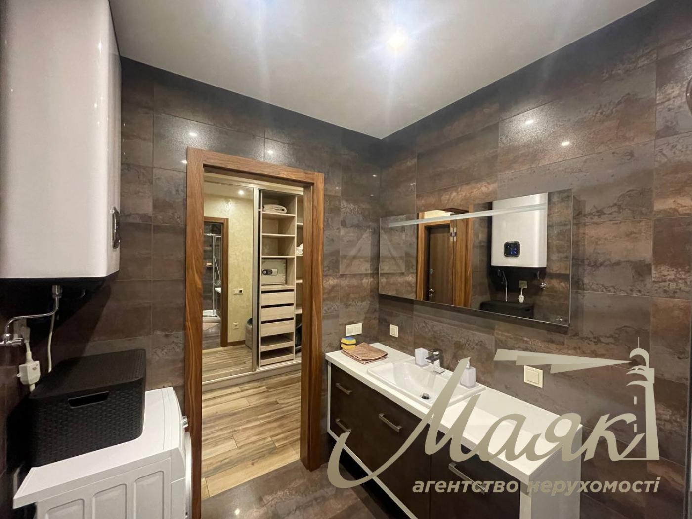 Rent 1 bedroom apartment in Central Park Residential Complex, 7 John McCain Street.