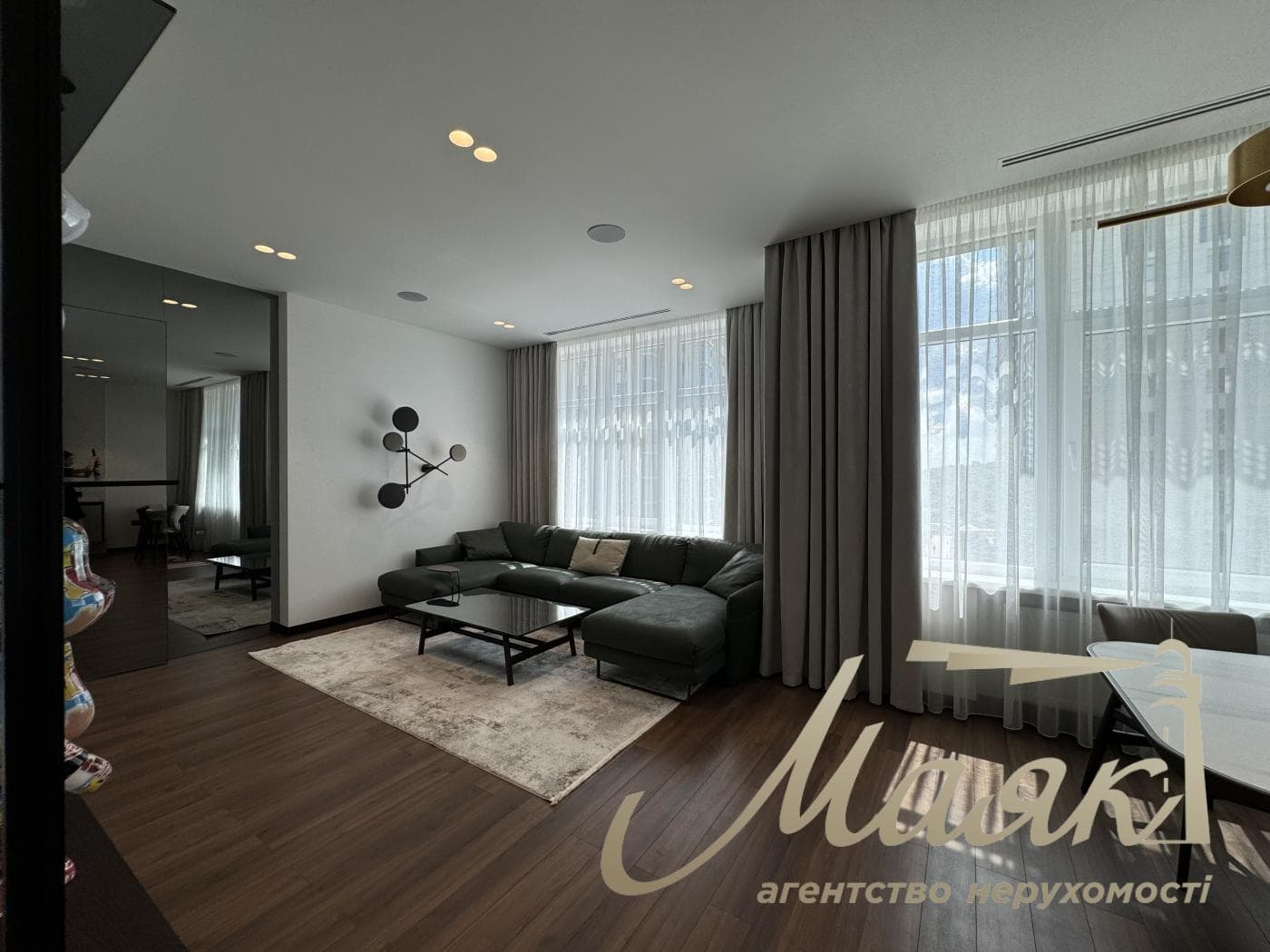 Продажа 3к квартиры 150м2 в ЖК Новопечерские липки, Драгомирова 17, Печерск, Киев
