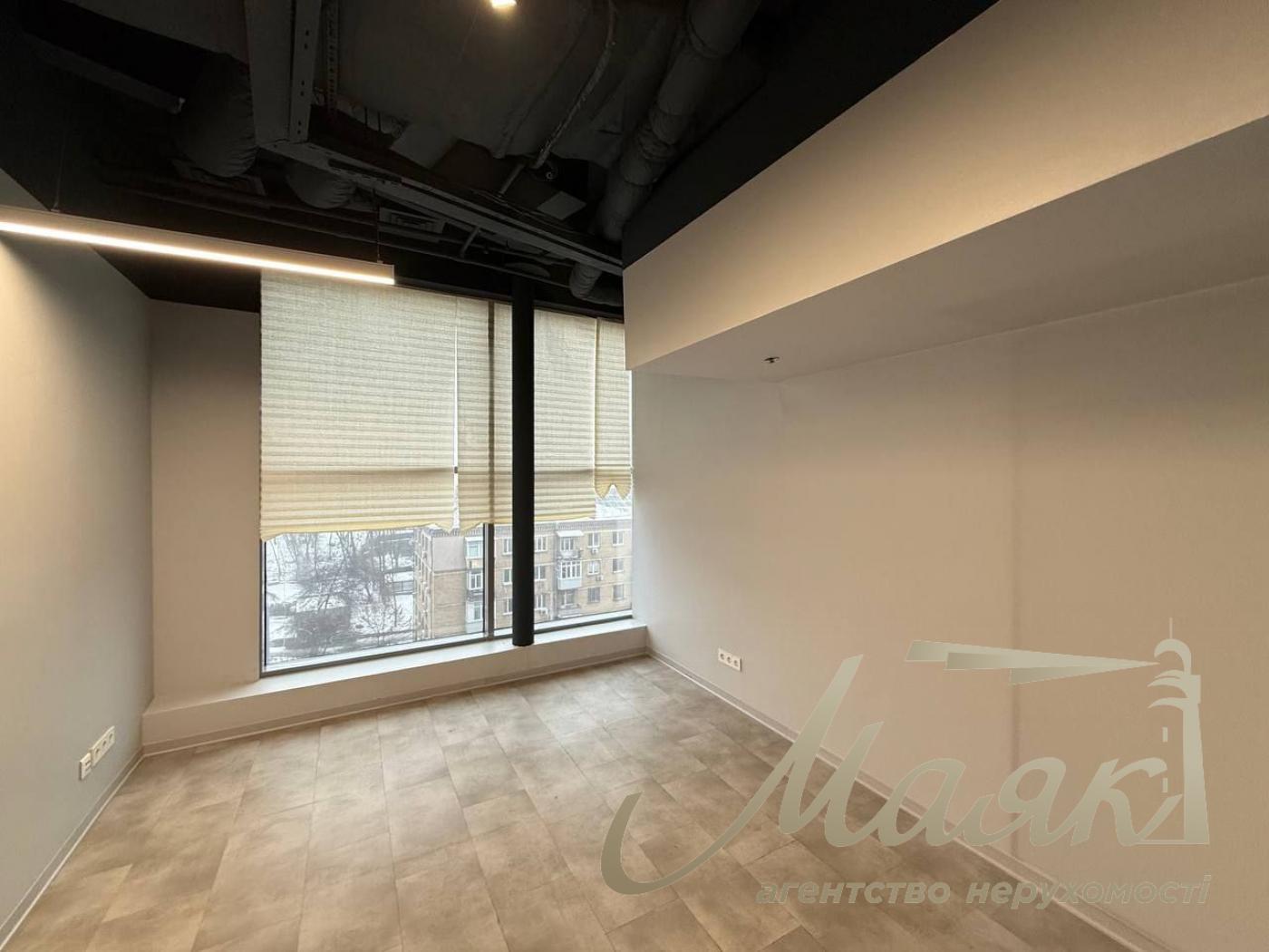 Оренда офісу 2718м2 БЦ Parus вул. Мечникова 2 Печерський район м. Палац Спорту