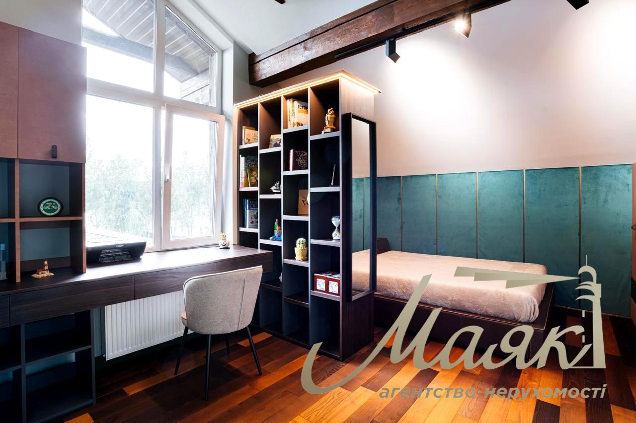 Rent a house 176m2 with. Kruglik KM "Kruglik" by the lake and coniferous forest