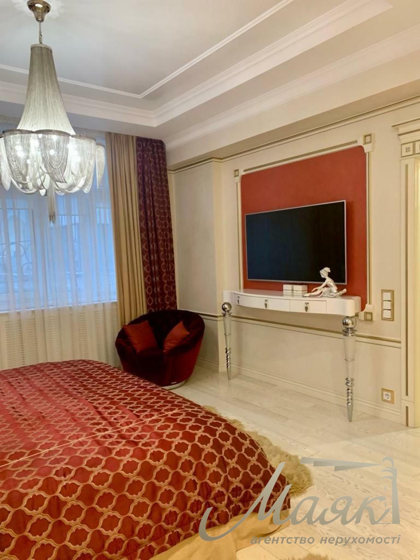 Продаж 4к квартири бульвар Лесі Українки, Печерськ