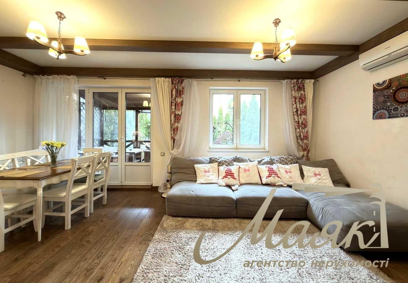 Київ, Богатирський проїзд, 8