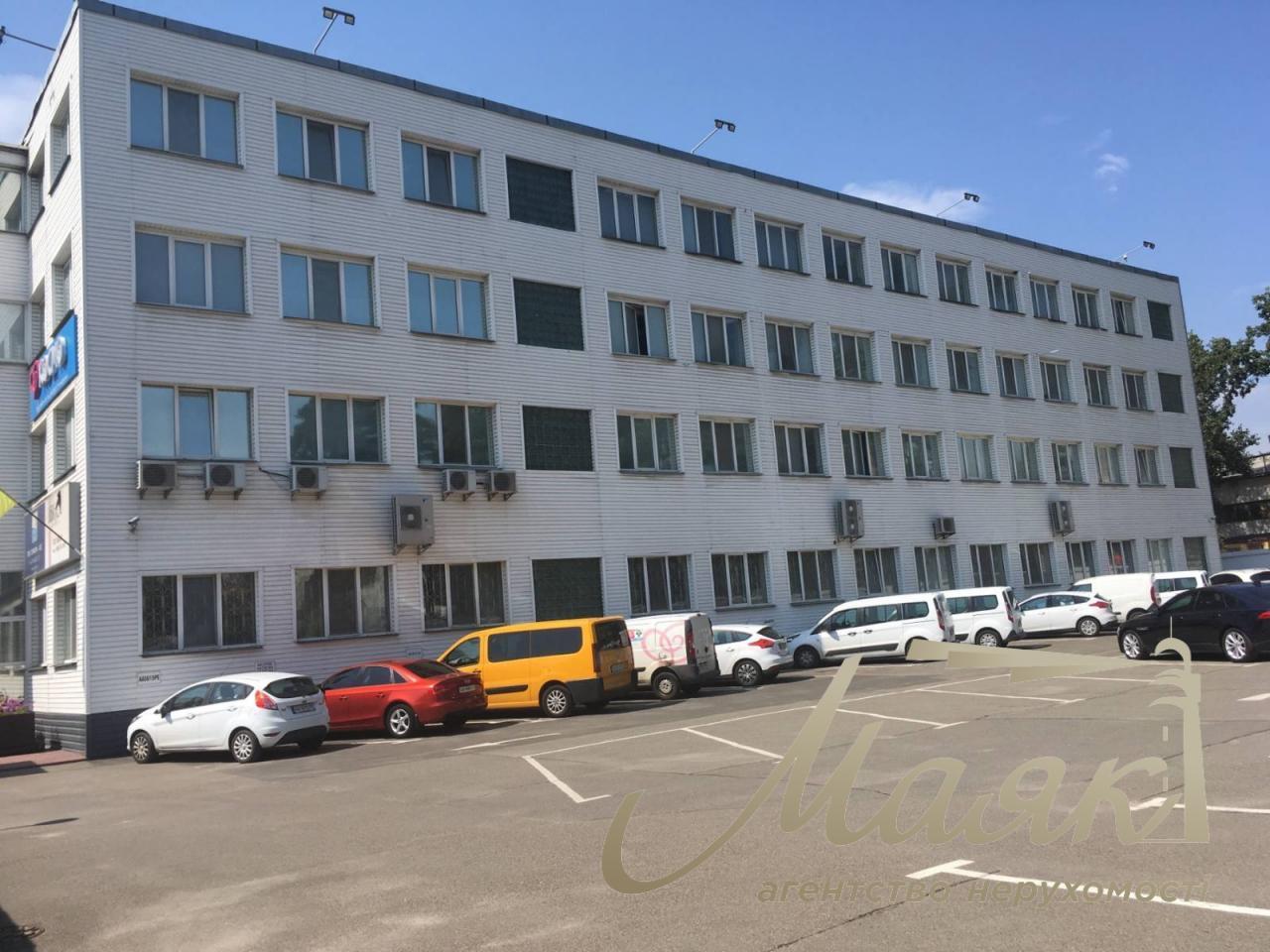 Sale of Office building 2500m. with repairs st. Boryspilska 19b