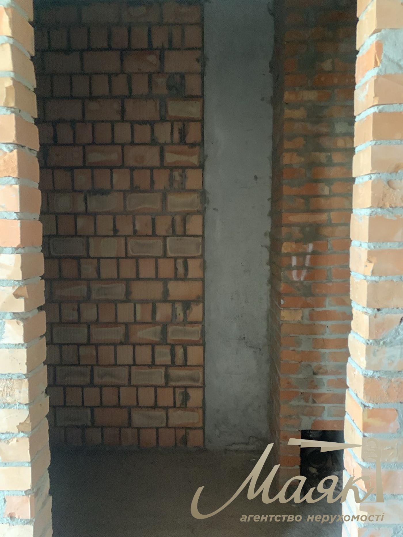 Sale of 3k apartment in residential complex Tarian Tavers, st. Patrice Lumumba