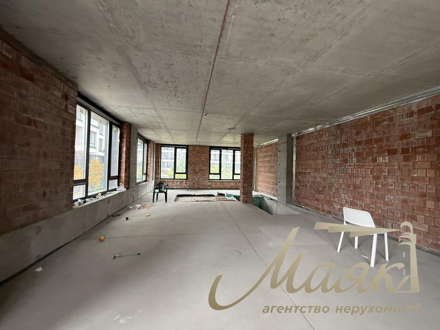 Продажа фасадного помещения 271 м² в ЖК UNIT.Home, ул. Гарета Джонса, Шевченковский район.