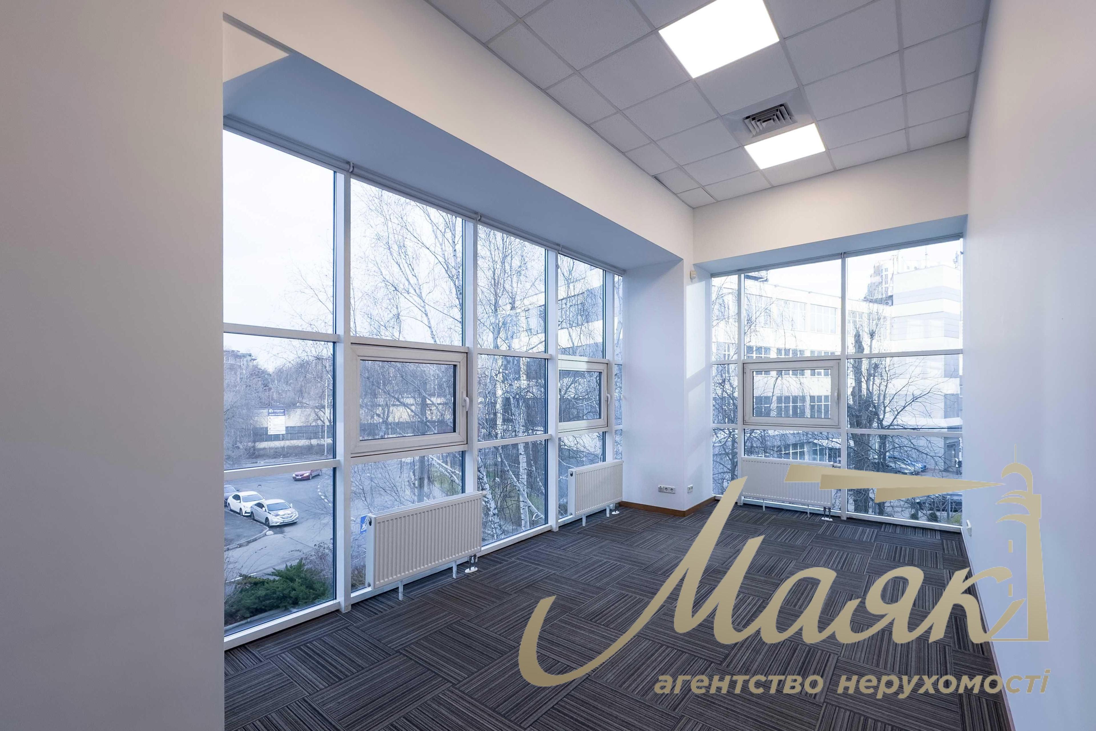 Office for rent 300 m2 in BC Victoria Park, Maksimovicha street, Vasilkivska metro station