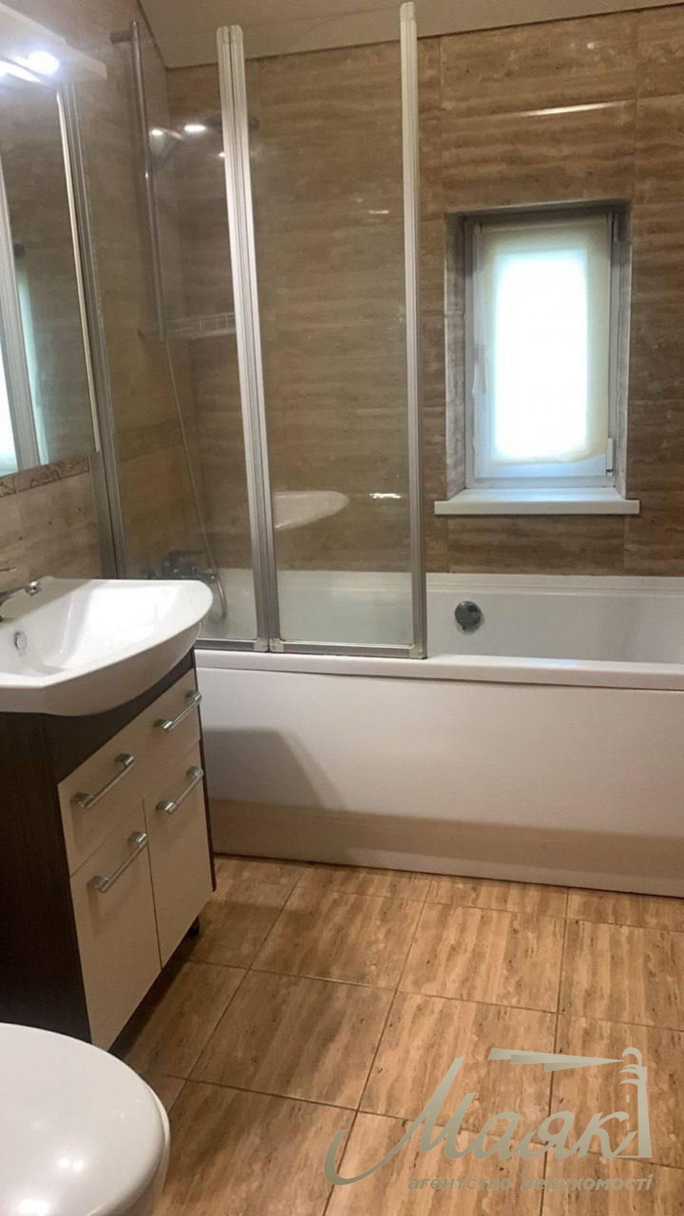 Продаж будинку з ремонтом у с. Віта Поштова