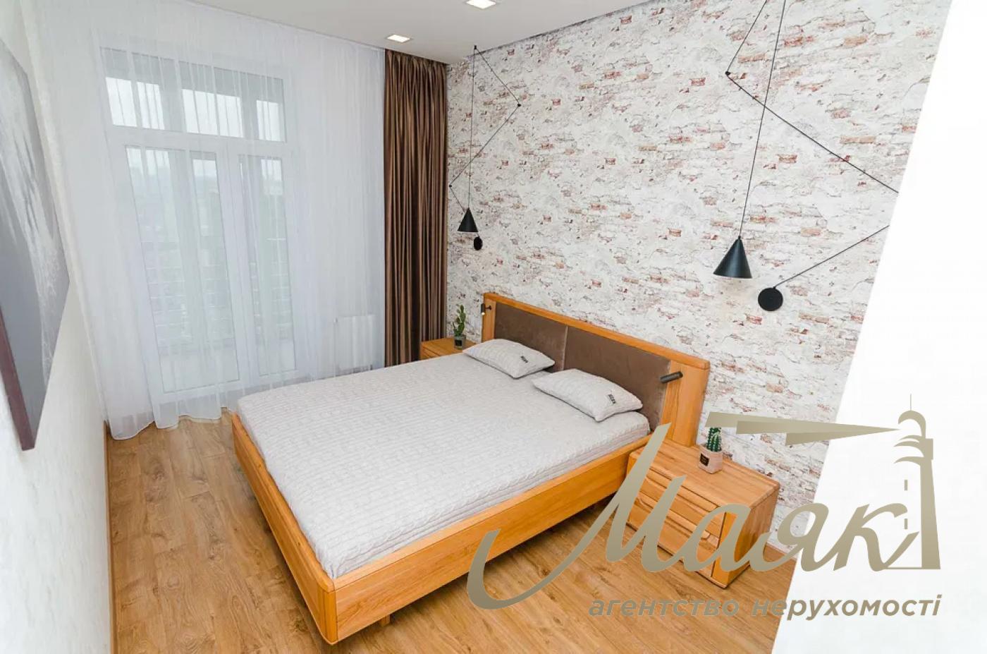 Продажа 1-комнатной квартиры 50м2, в ЖК "Французский квартал" Печерский район