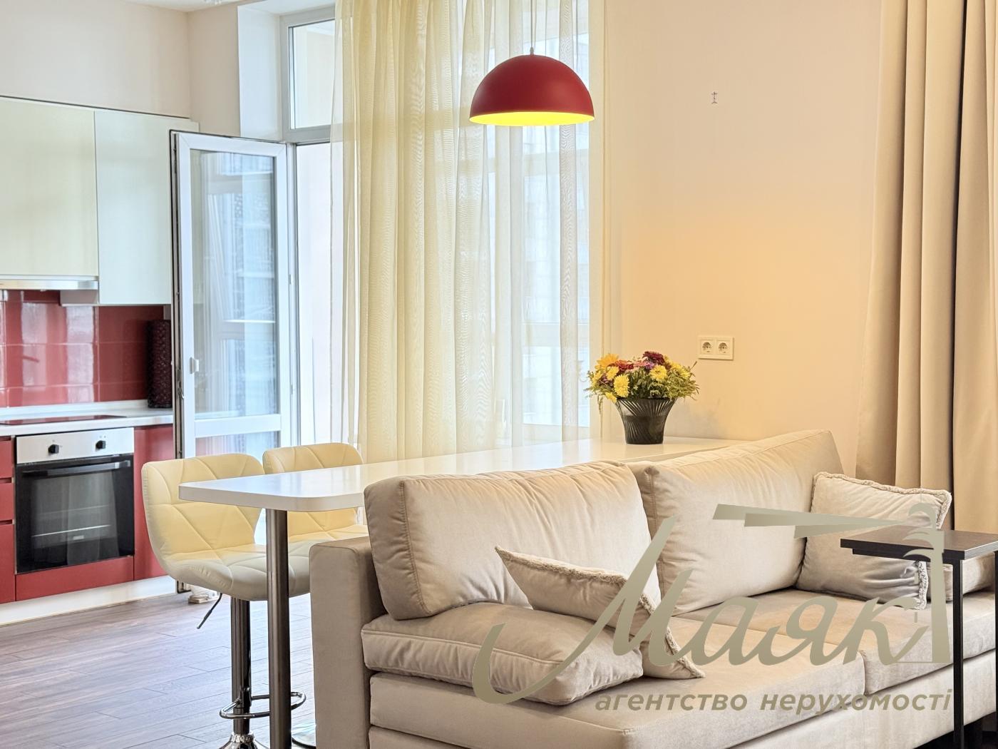 Rent 1-bedroom apartment 55 m² in LCD "Novopecherskie Lipki" str. Dragomirova, 20, 11th floor, Pechersk district, Kiev.