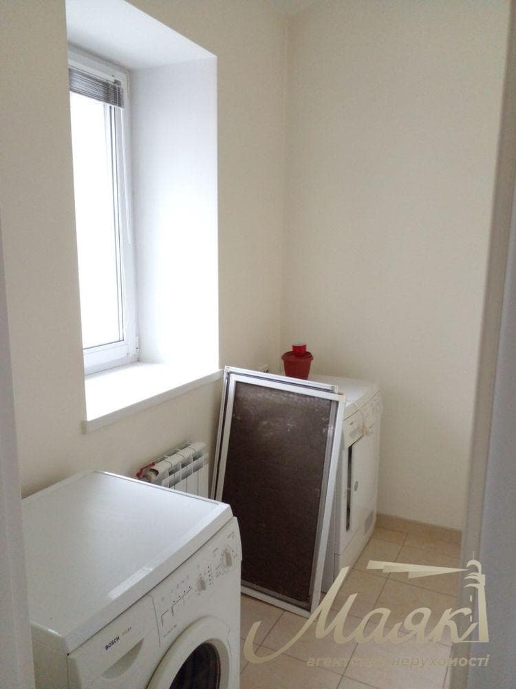 House for rent 300m2, Goloseevsky district, Kyiv, 3 minutes to the subway