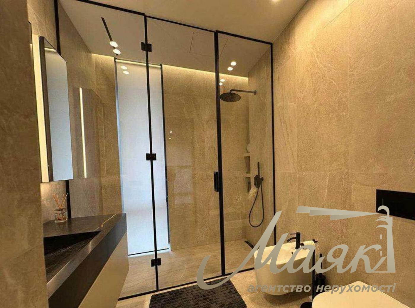 Продажа 2х-этажного дома 220м2 в КГ "Нова ходосовка", с . Ходосовка , Киево-Святошинский район.