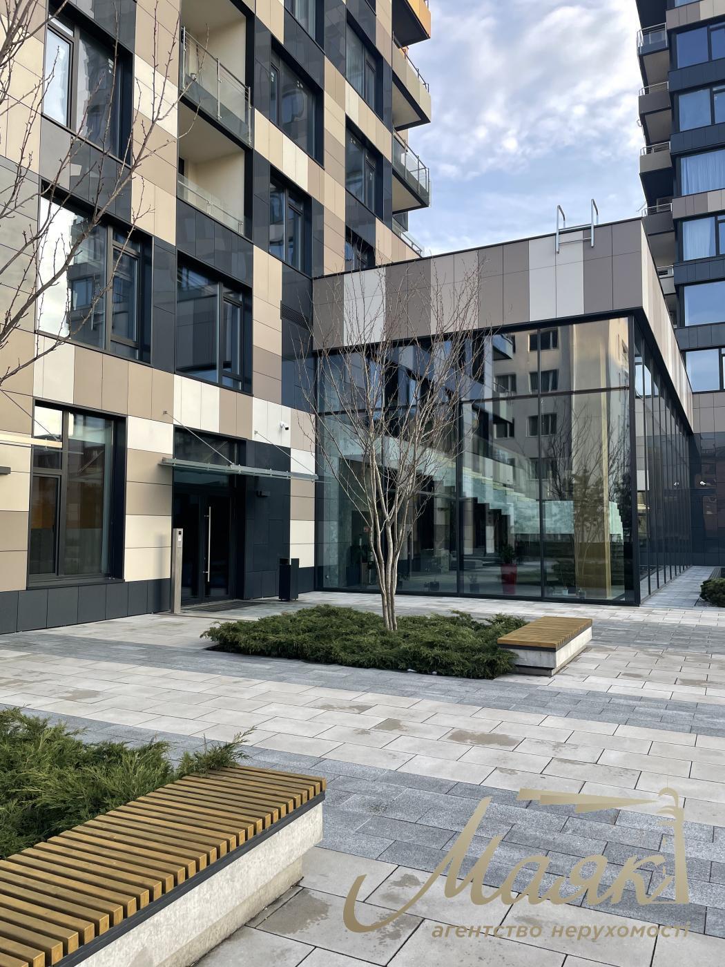 Rent 3k apartment 85m2 in elite residential complex Tetris Hall