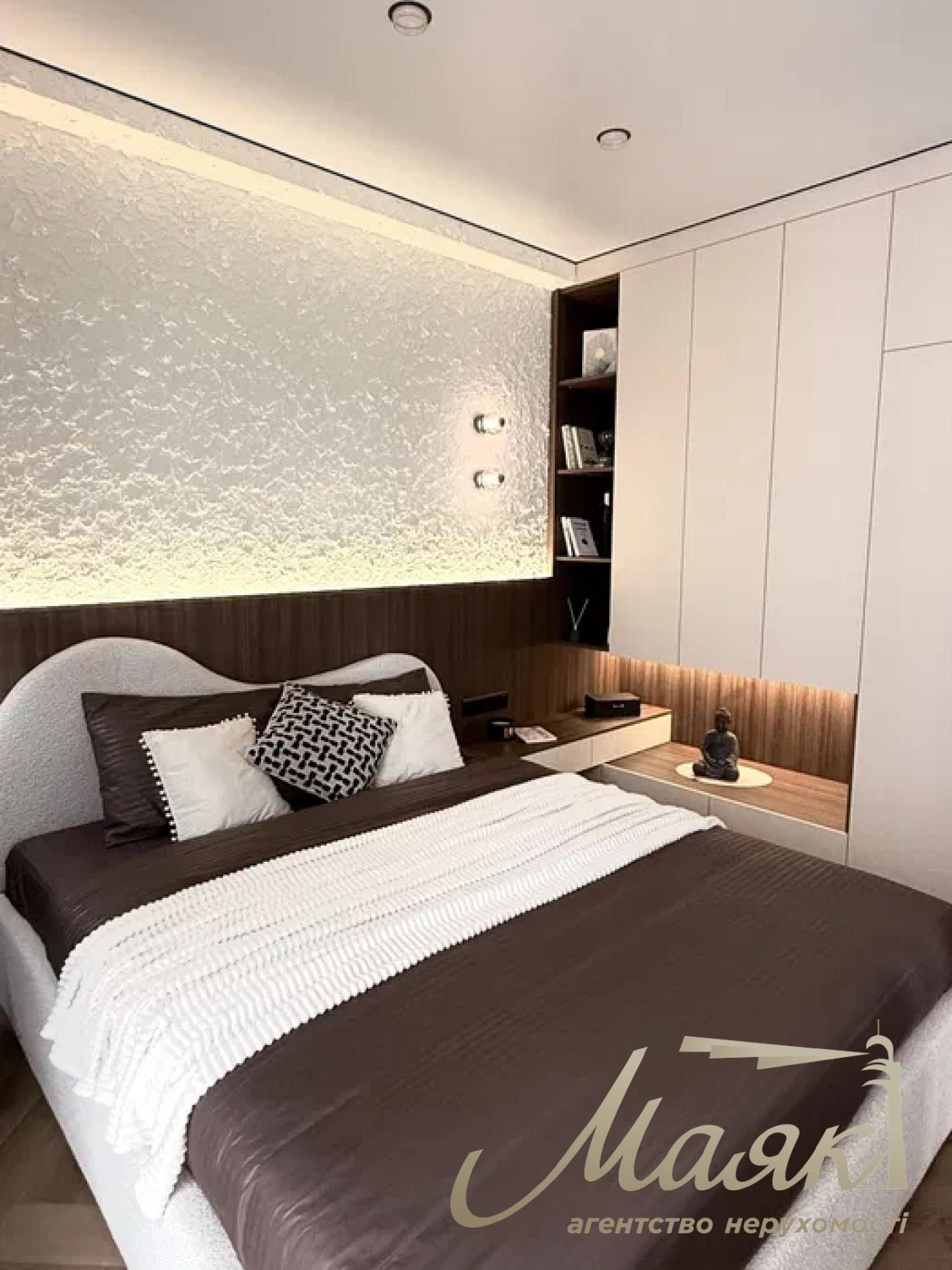 Продажа 2-комнатной квартиры ЖК Новая Англия