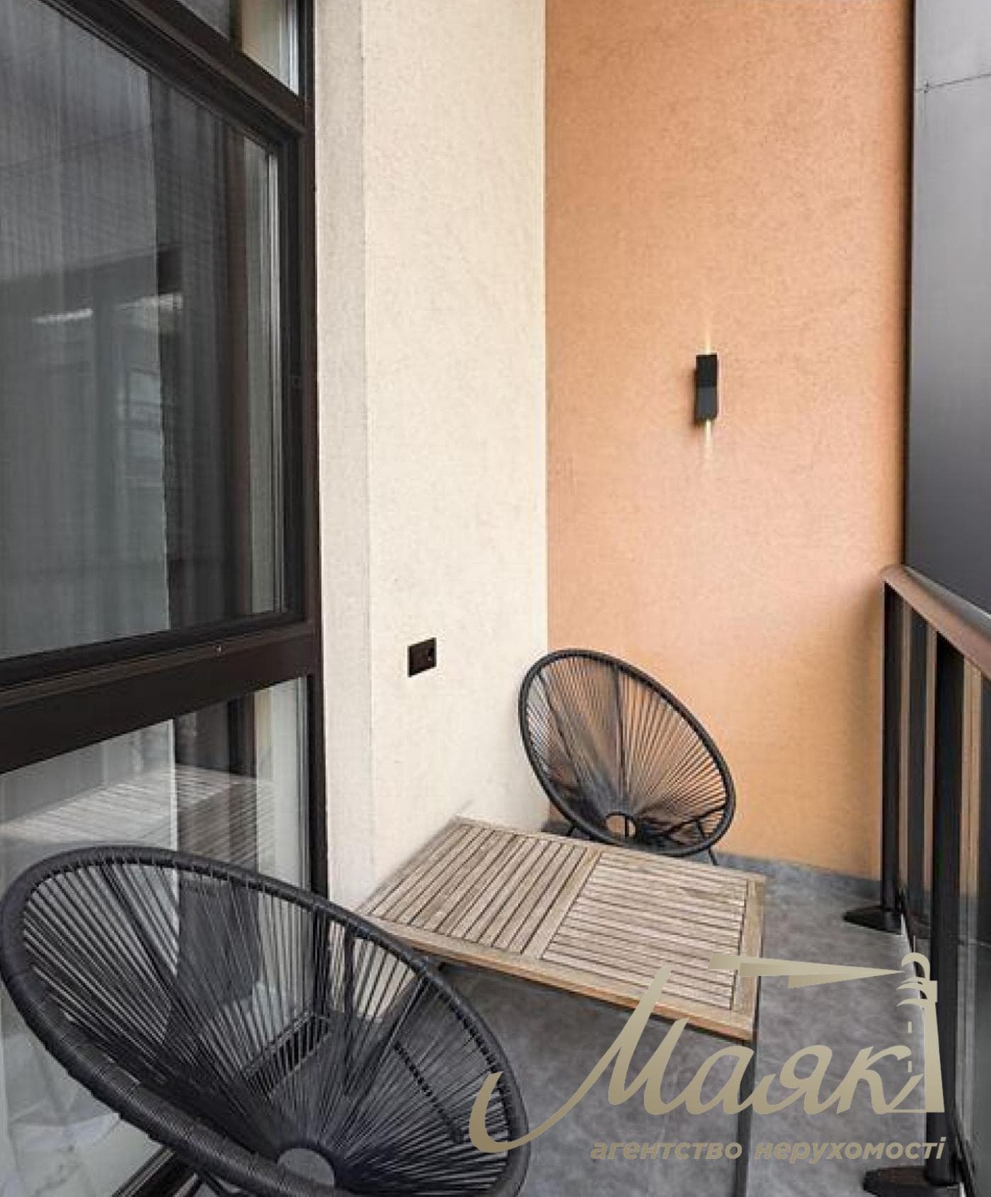 3-Bedroom Apartment for Sale in the "French Quarter 2" Residential Complex, M. McKay Street, Pechersky District