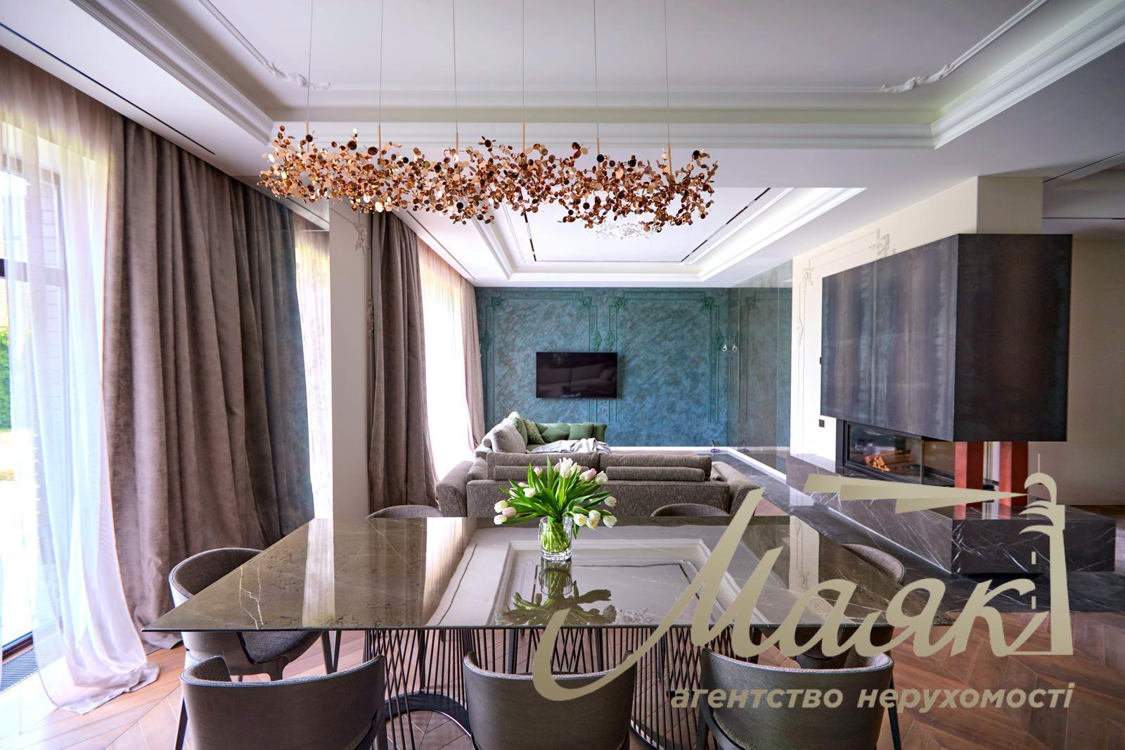 Оренда будинку 340 кв.м зі своїм берегом с. Романків