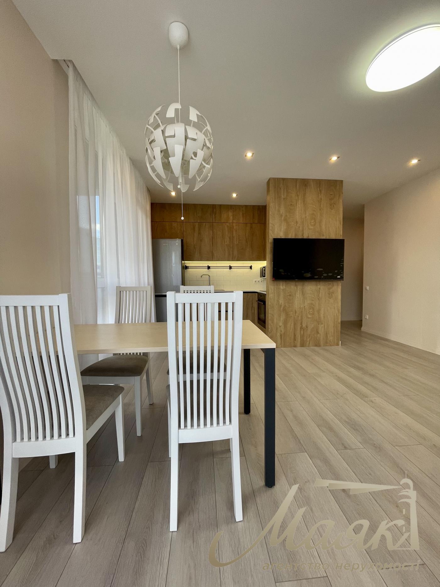 Аренда 3к. квартиры, ЖК "Французский квартал", ул. Предславинская