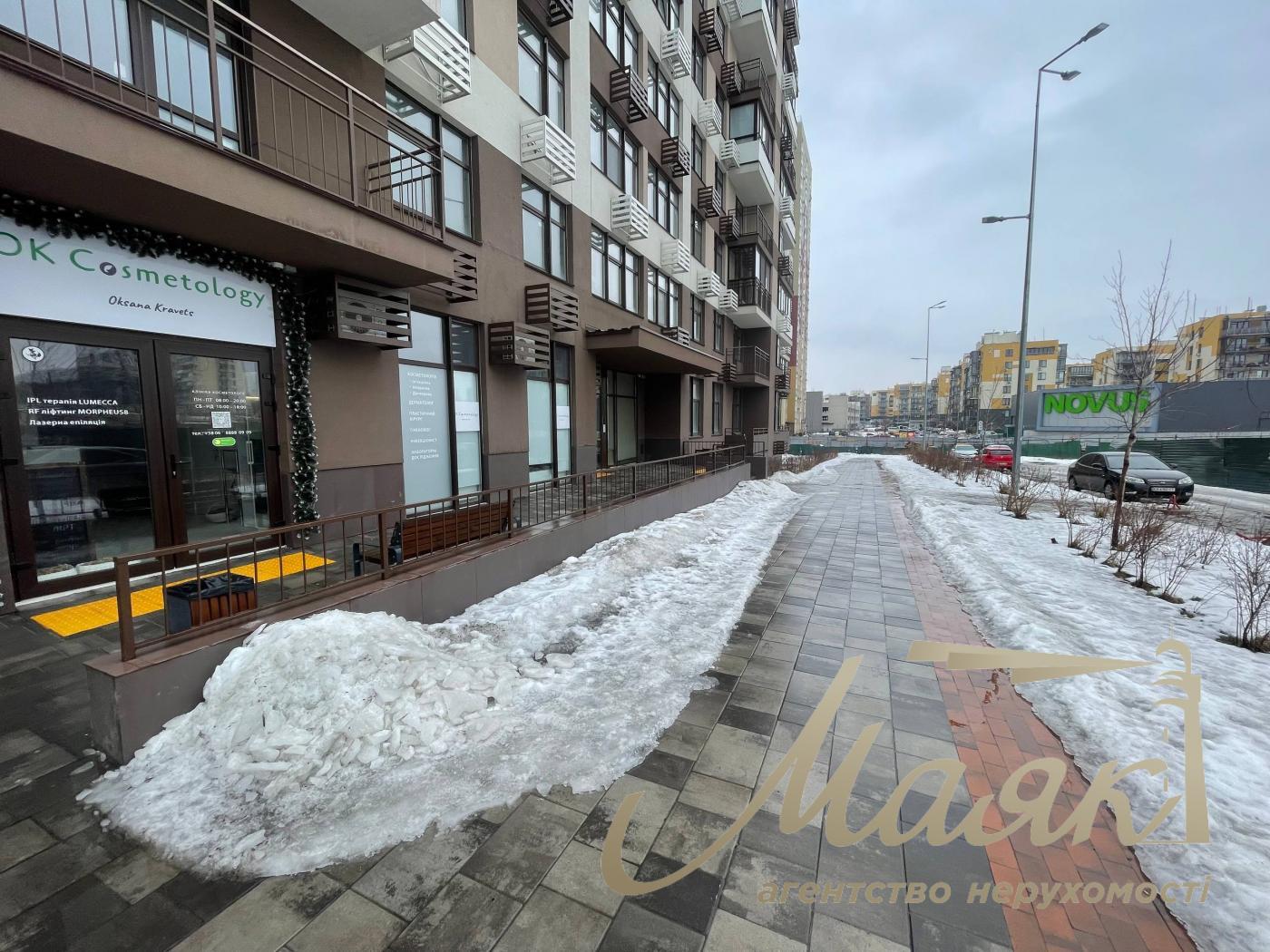 Оренда фасадного приміщення з ремонтом ЖК Варшавський 2 вул. Грекова 2 Поділ