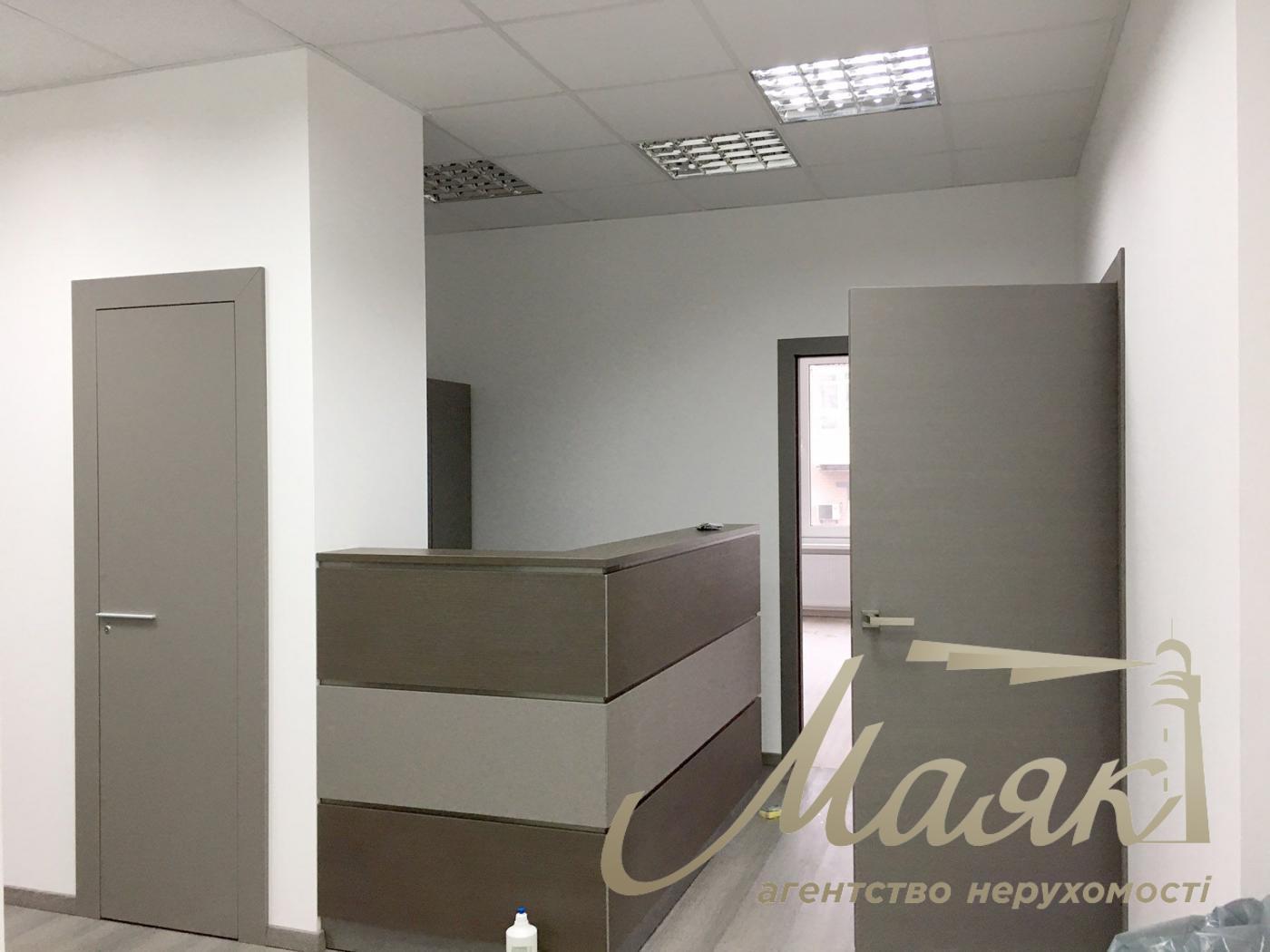 Оренда офісу 340м2 у БЦ Карнегі, вул.Кловський узвіз 7.