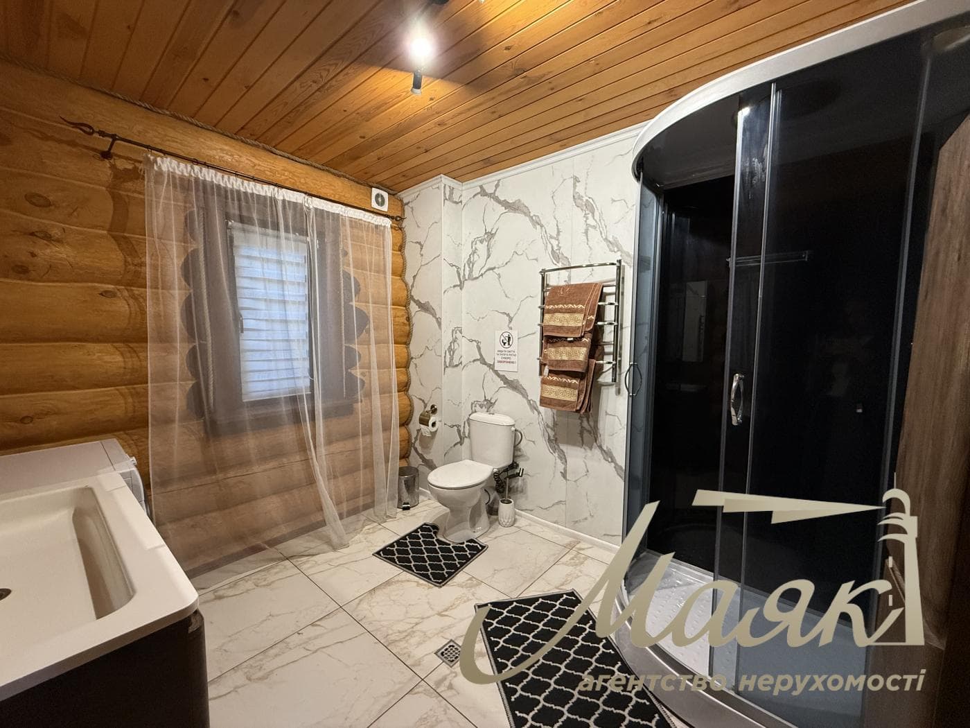 Оренда 3-поверхового будинку площею 280 м², Голосіївський район, Мишеловка