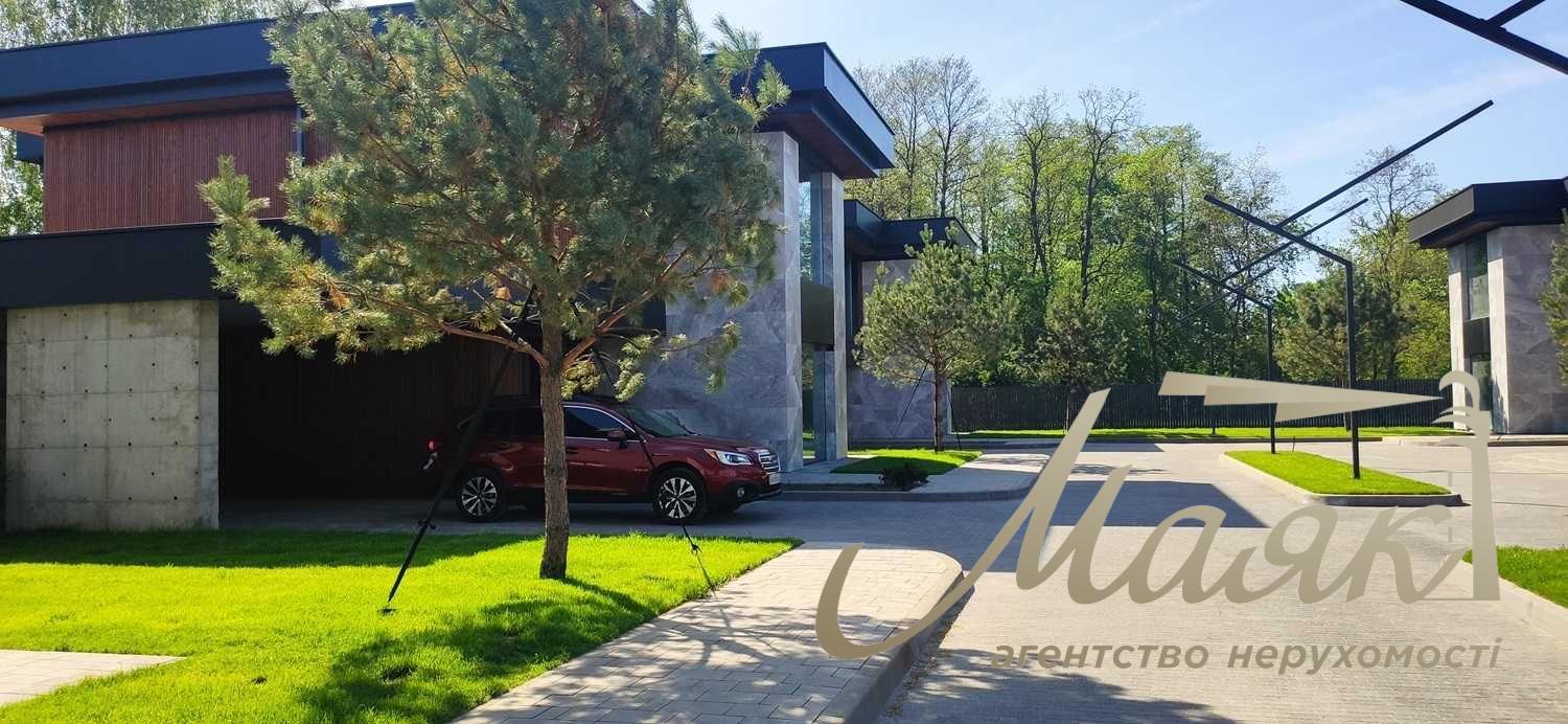 Продажа современных коттеджей 270м2 в КГ "Marea Club" с. Романков