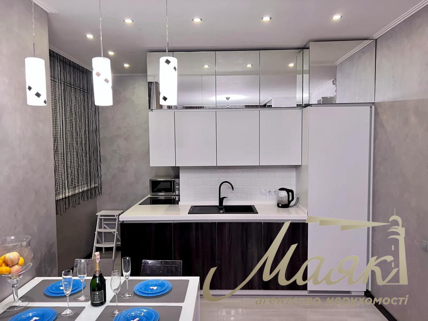 Оренда 2-х кімнатної квартири 50 м² в ЖК Новопечерські Липки