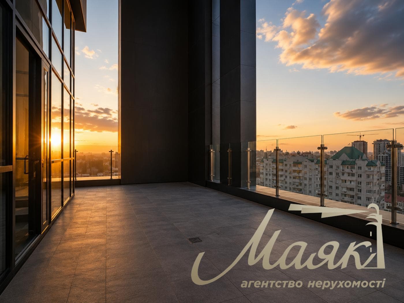 Продаж унікального пентхауса 212 м2 з панорамною терасою в ЖК TRIIINITY, Київ