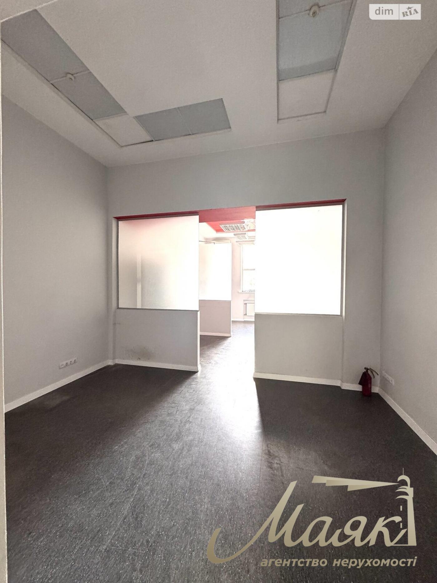 Аренда коммерческого помещения 232,5 м², ул. Сулеймана Стальского, Днепровский район, Киев