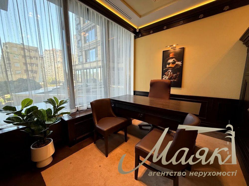 Office space for rent 120 m2 in Obolon Residence Minskskaya Residential Complex
