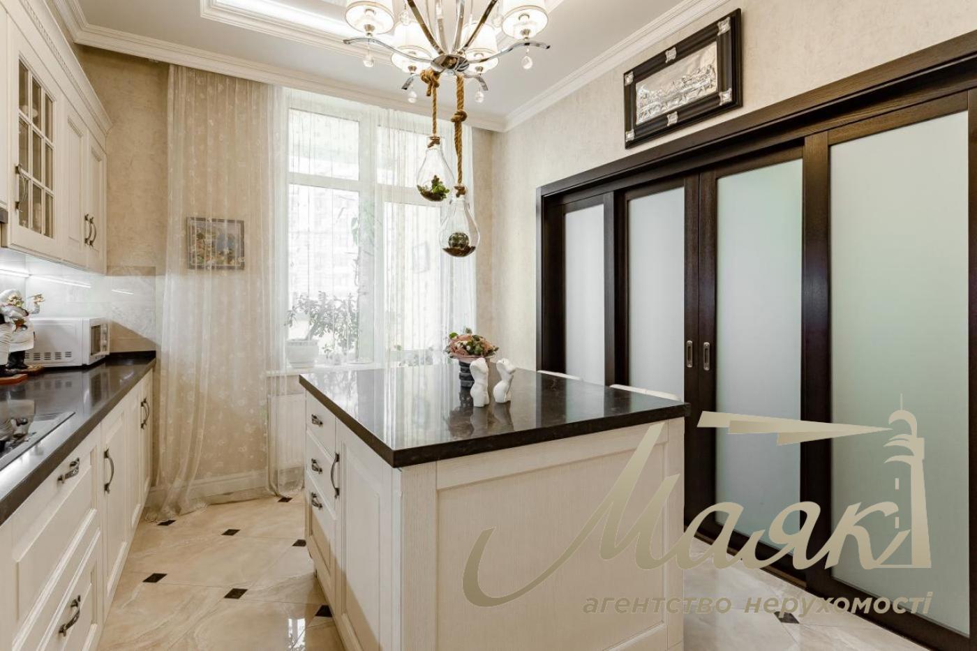 Оренда 2-кімнатної квартири (148м2) ЖК Новопечерські Липки, вул. Драгомирова