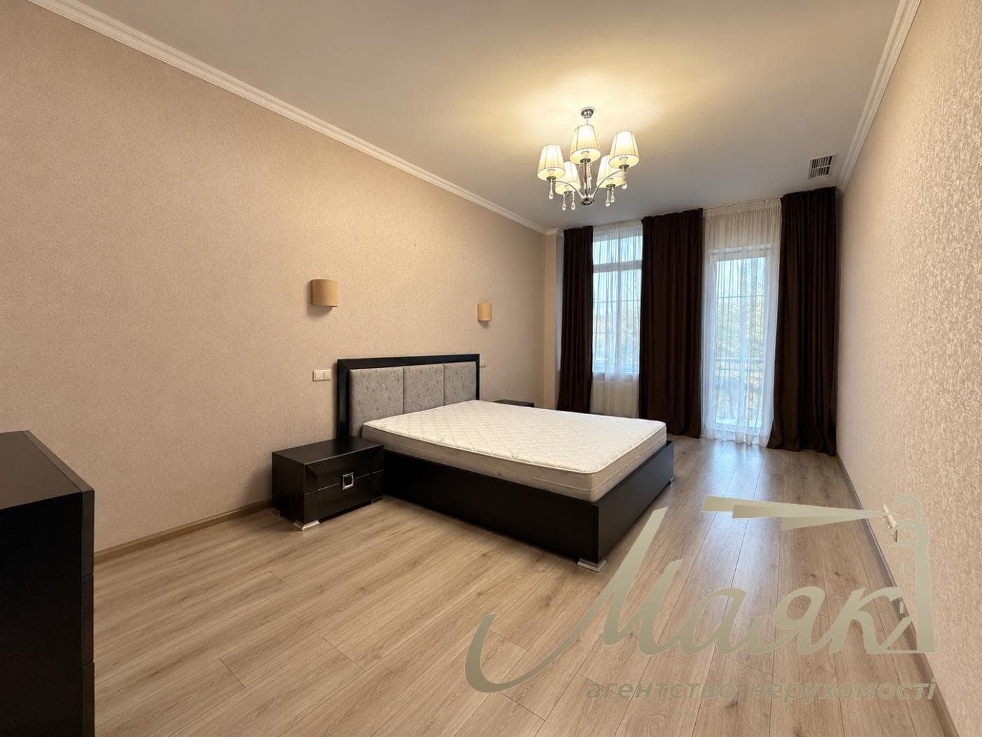 Продаж квартири площею 159 м² у клубному будинку Botanic House на вул. Болсуновській, Печерськ