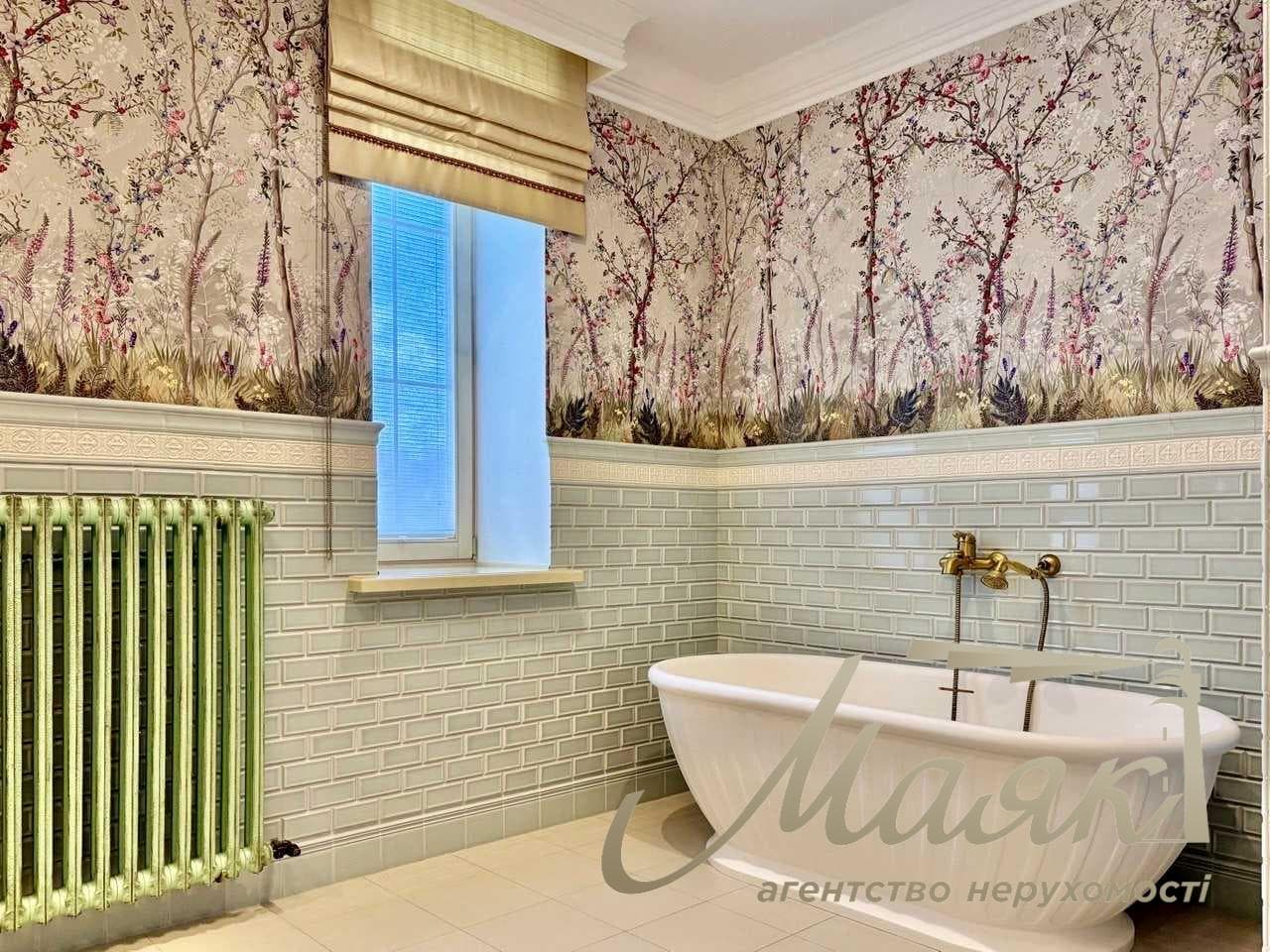 Оренда розкішного будинку площею 750 м², 10 соток землі, Голосіївський район, Київ, Чапаївка/Віта Литовська,