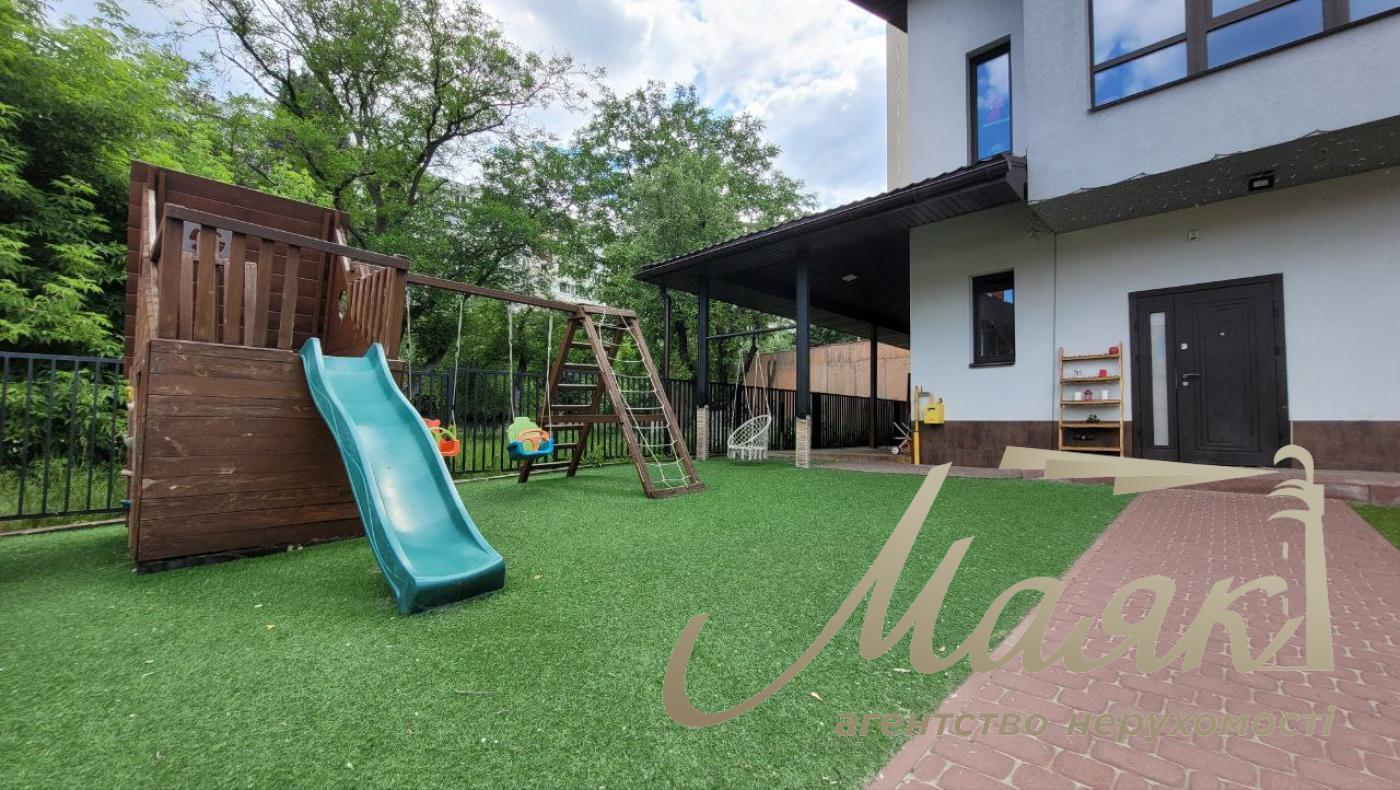 Продажа Коммерция 415м2/ ул. Караваева, Караваевы дачи, г. Киев