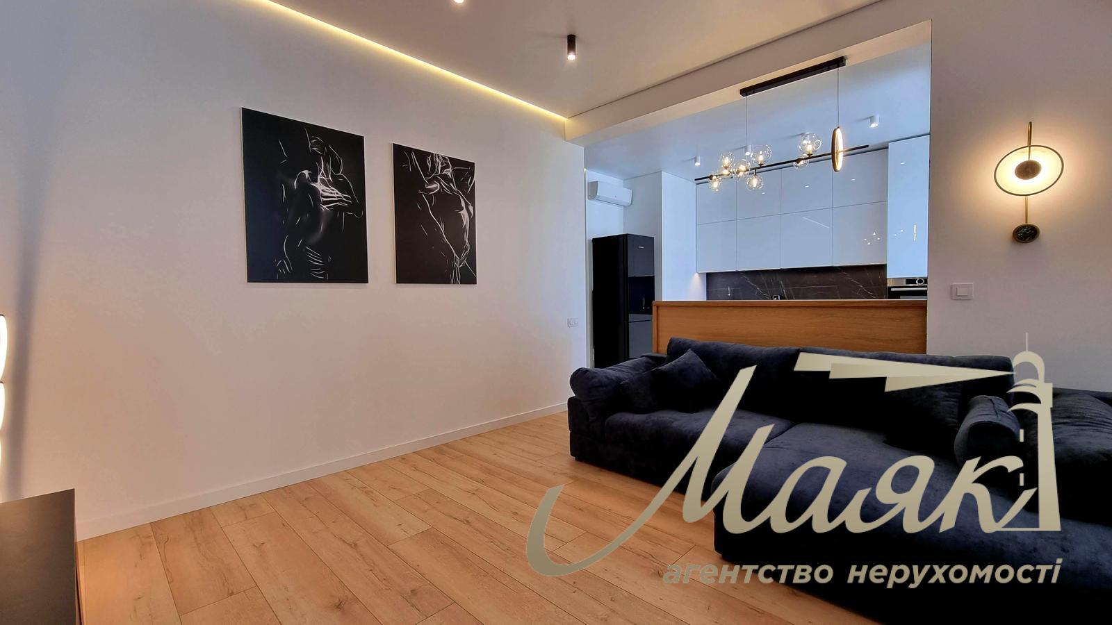 Оренда сучасної студії 60м2 у ЖК "Новопечерські Липки" Андрія Верхогляда/Драгомирова 17, Печерський район, Київ.