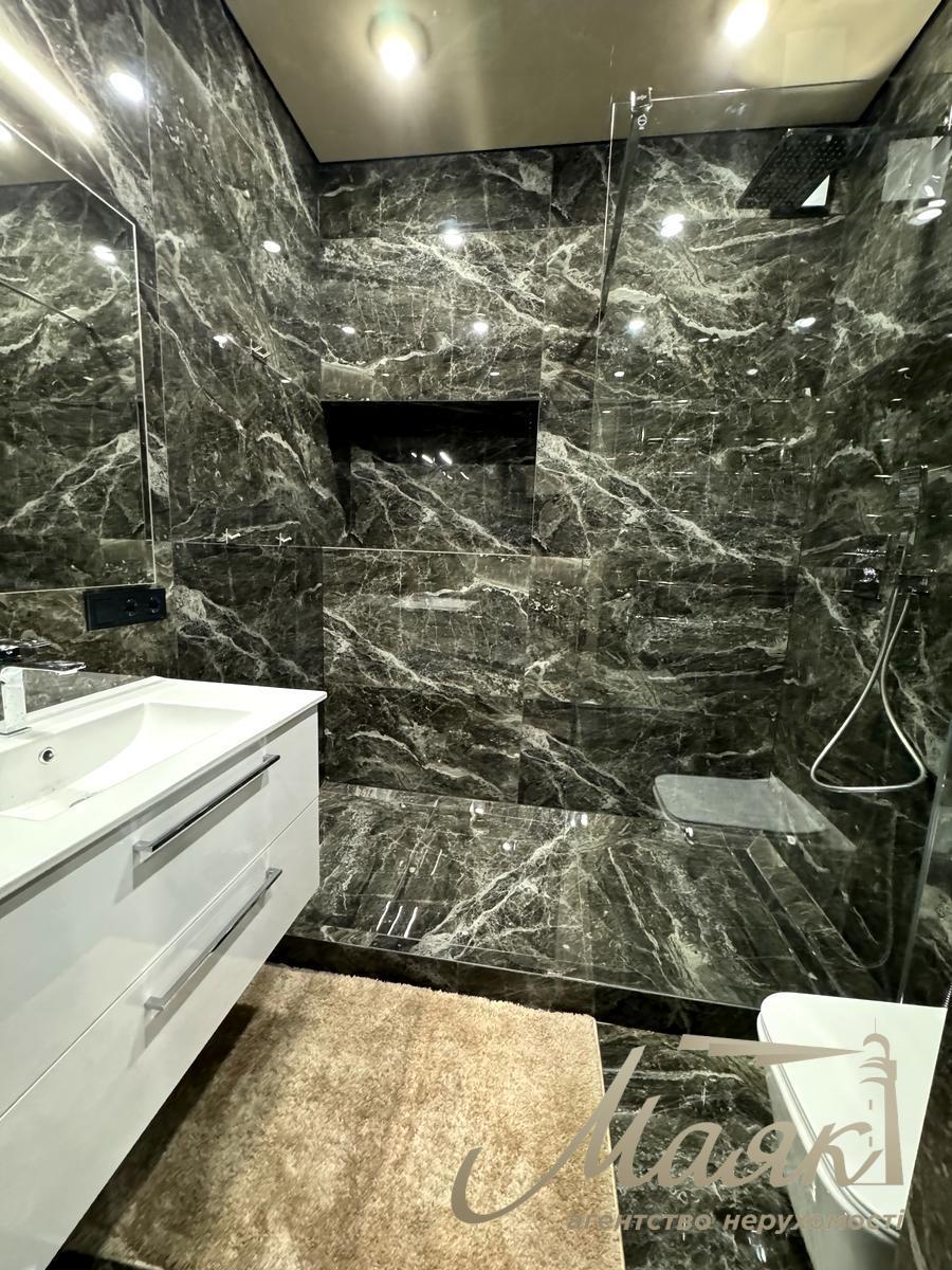 Аренда 2-х комнатной квартиры в ЖК Новопечерская Вежа ул. Михаила Бойчука 41-Б