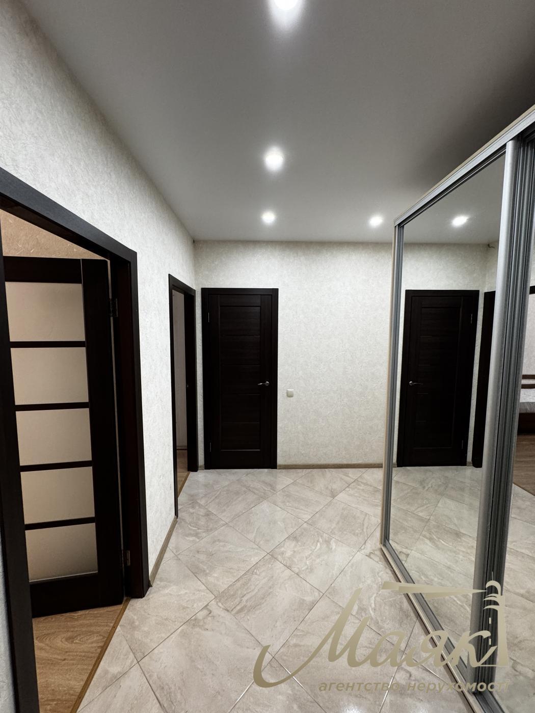 Оренда 2к. квартири в ЖК Комфорт Таун, Регенераторна вул., 4 к1-9