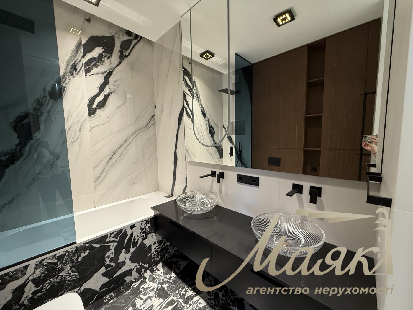 Продаж квартири в ЖК Tetris Hall, вул. Федорова 2А