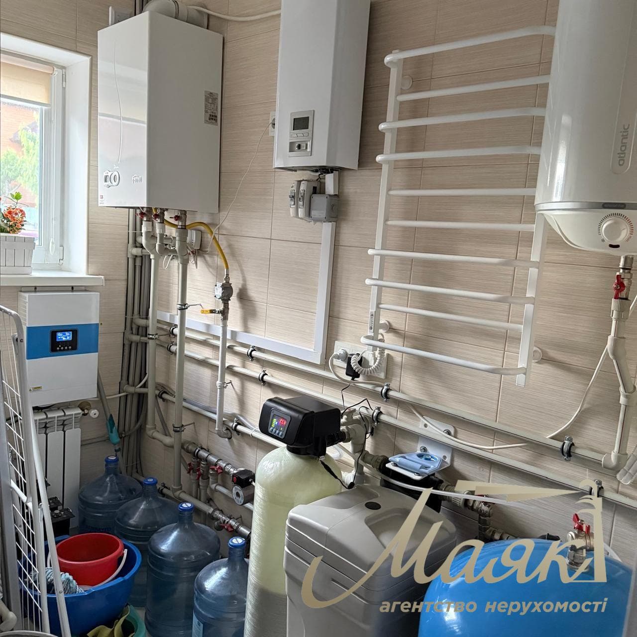 Cozy two-story house (135 m²) for sale, perfect for comfortable living in the village of Kryukovshchina, Kyiv-Svyatoshynsky District, Kyiv Oblast.
