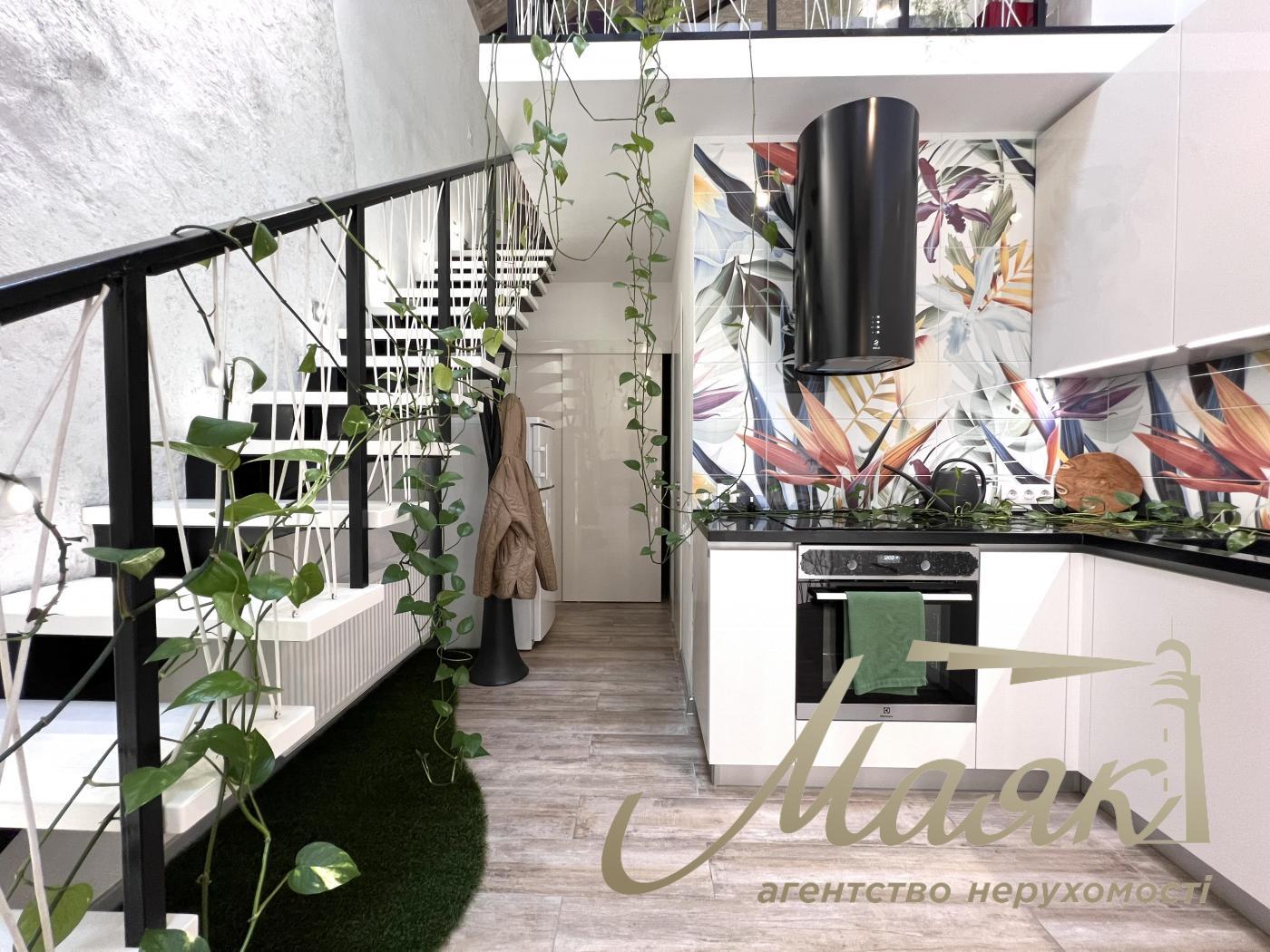 Продаж 2-х рівневої квартири 171м2, Шевченківський район