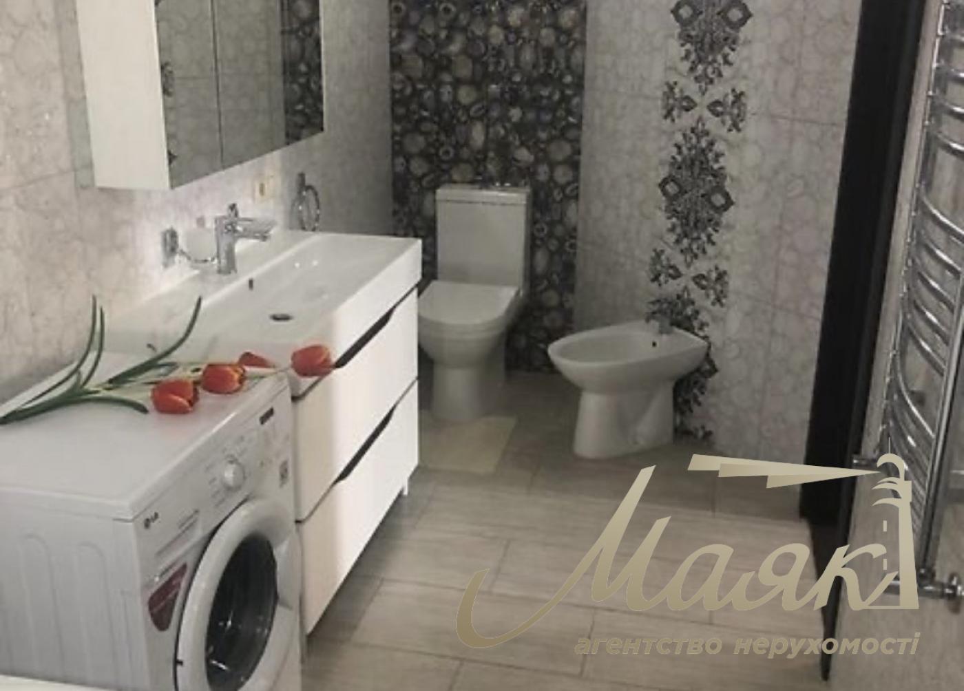 Продаж 9-к квартири 485 кв.м., вул. Ковпака, 17, м. Київ