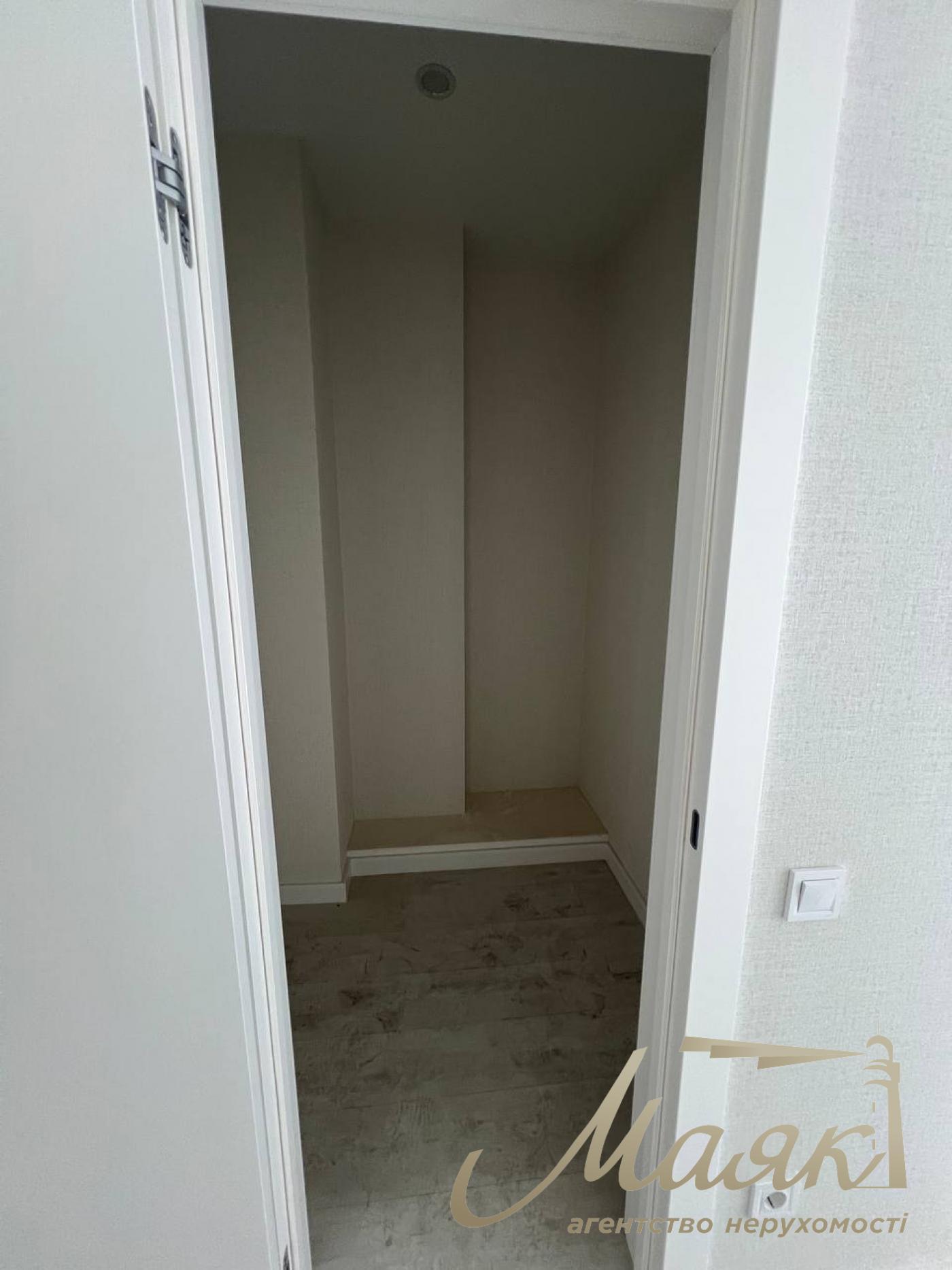 Продаж 2к квартири ЖК Метрополіс, вул. Академіка Заболотного, Іподром