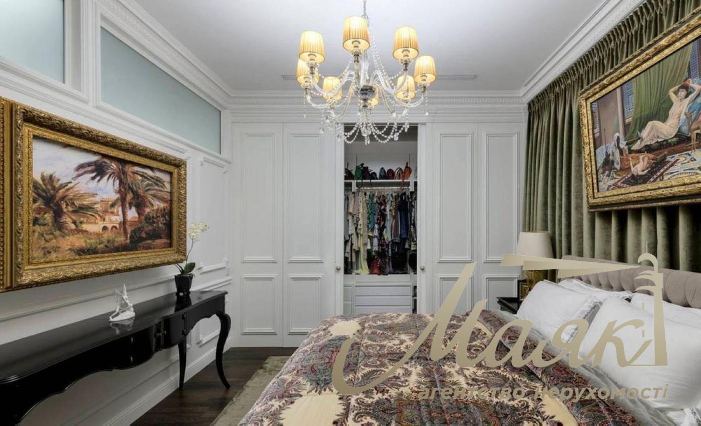 Продаж 2-кімнатної квартири в ЖК Renaissance Residence