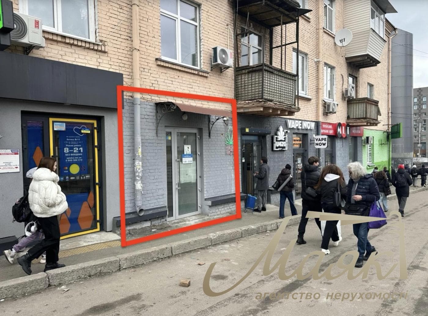 Аренда фасадного коммерческого помещение (54м2) по адресу Стадионный переулок 4/1