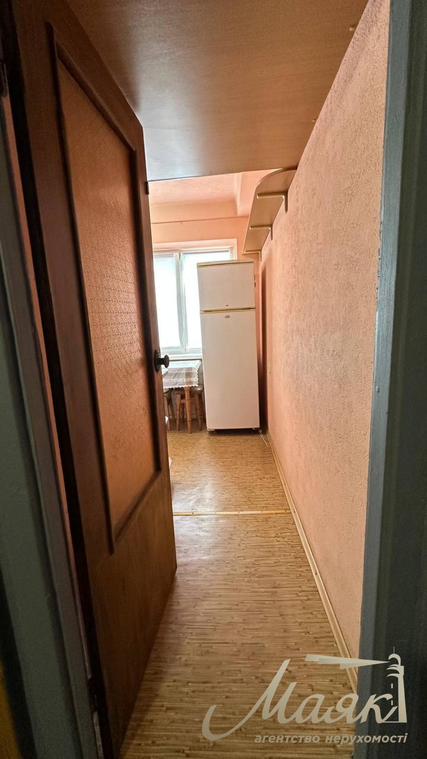Продажа 3-комнатной квартиры Харьковское шоссе 21/1, Дарницкий район